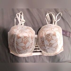Lane Bryant Cacique Lace Lightly Lined Full Coverage Bra